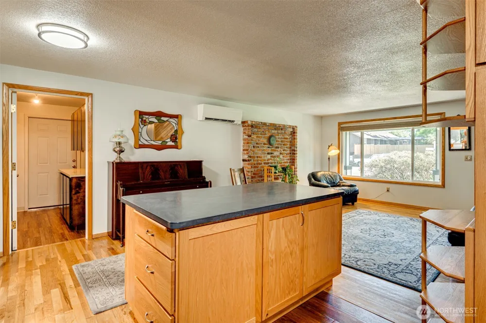 1004 NE 84th Avenue Vancouver, WA 98664
