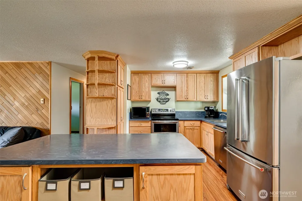 1004 NE 84th Avenue Vancouver, WA 98664