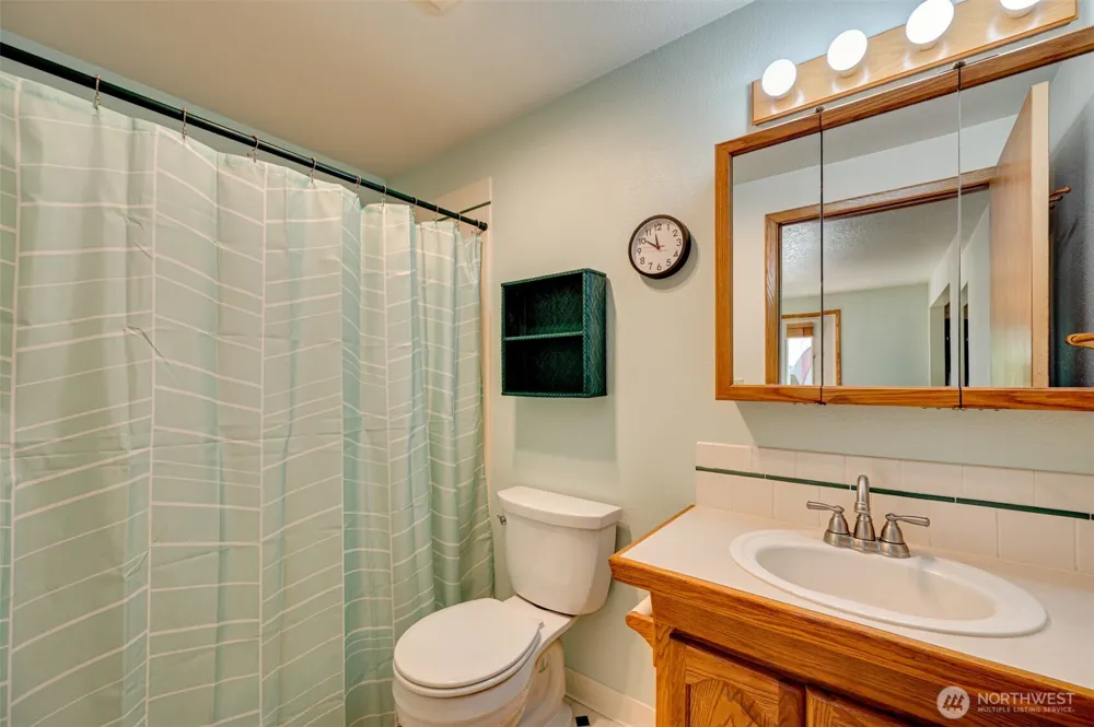 1004 NE 84th Avenue Vancouver, WA 98664