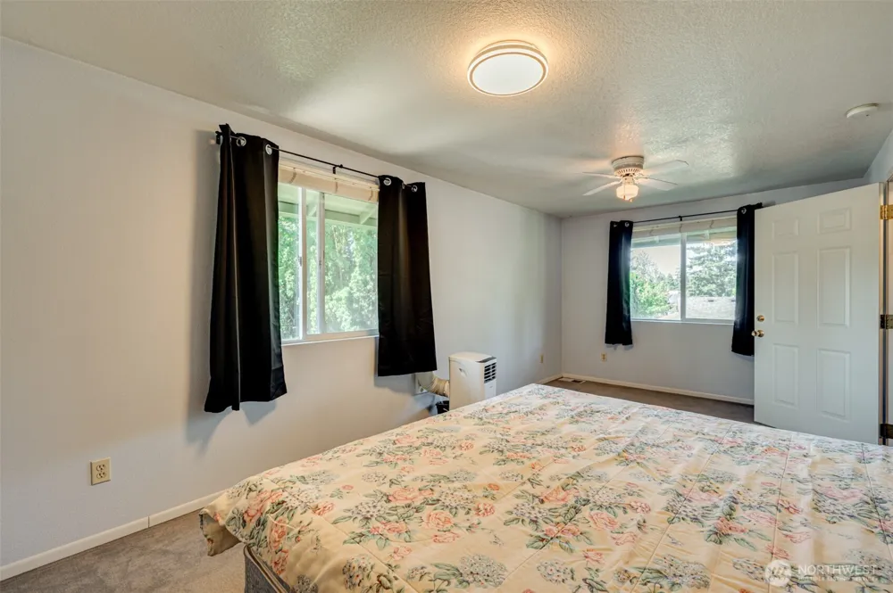 1004 NE 84th Avenue Vancouver, WA 98664