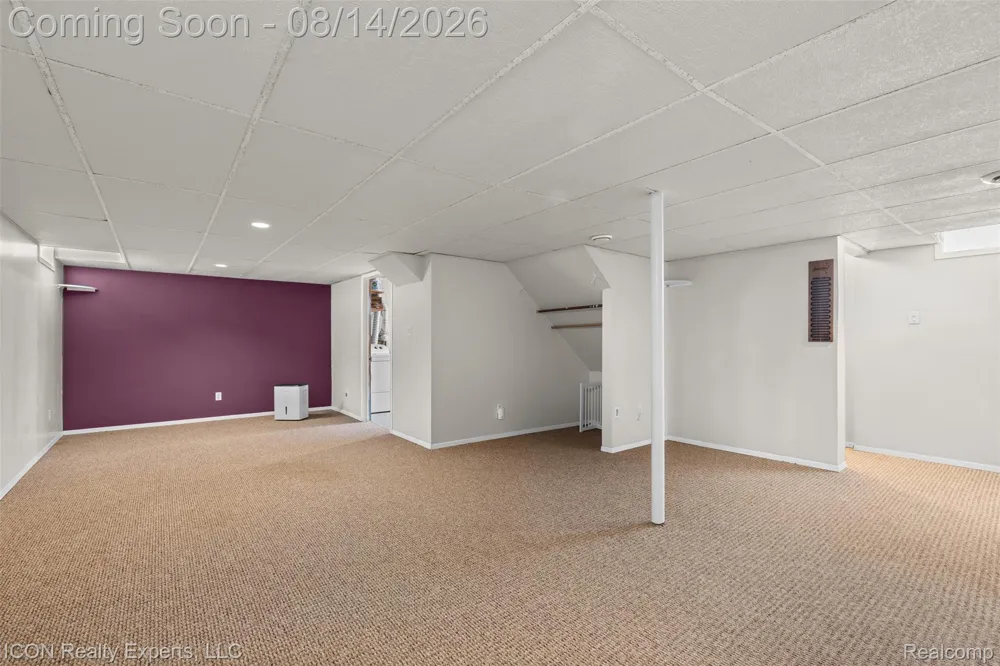 55875 Pontiac Trail Court Lyon Charter Township, MI 48165