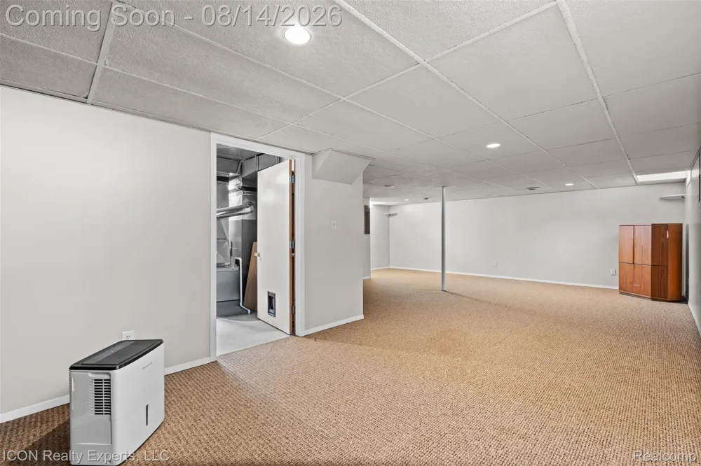 55875 Pontiac Trail Court Lyon Charter Township, MI 48165