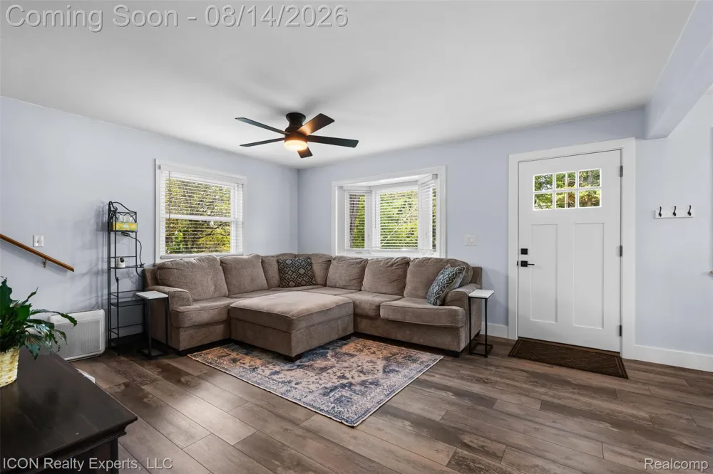 55875 Pontiac Trail Court Lyon Charter Township, MI 48165