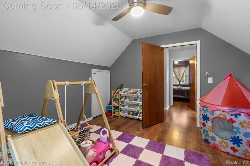 55875 Pontiac Trail Court Lyon Charter Township, MI 48165