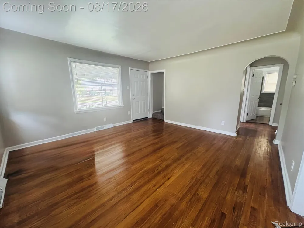 20195 Westhampton Avenue Southfield City, MI 48075