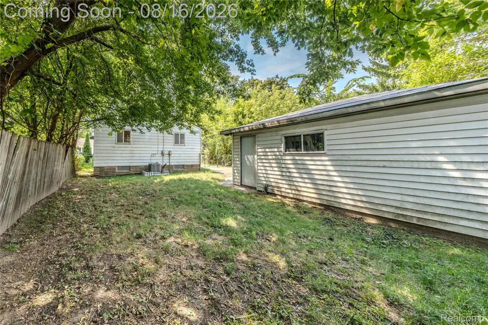 1619 Camden Street Ferndale City, MI 48220
