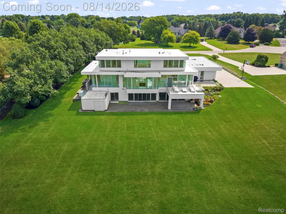 1735 Fairview Court Lodi Township, MI 48176