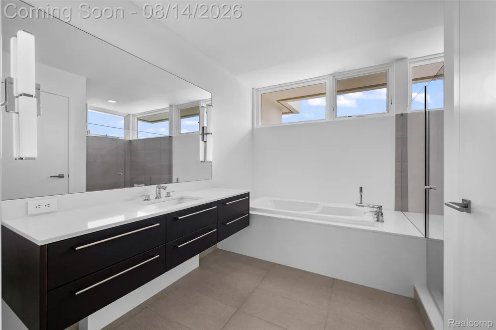 1735 Fairview Court Lodi Township, MI 48176