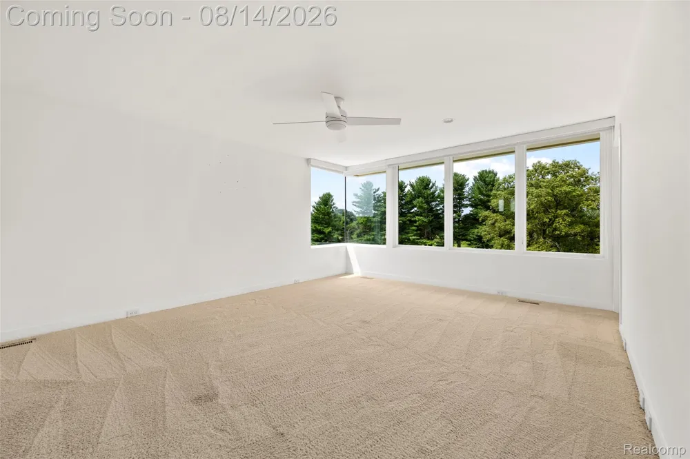 1735 Fairview Court Lodi Township, MI 48176