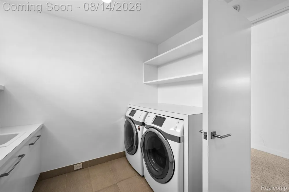 1735 Fairview Court Lodi Township, MI 48176