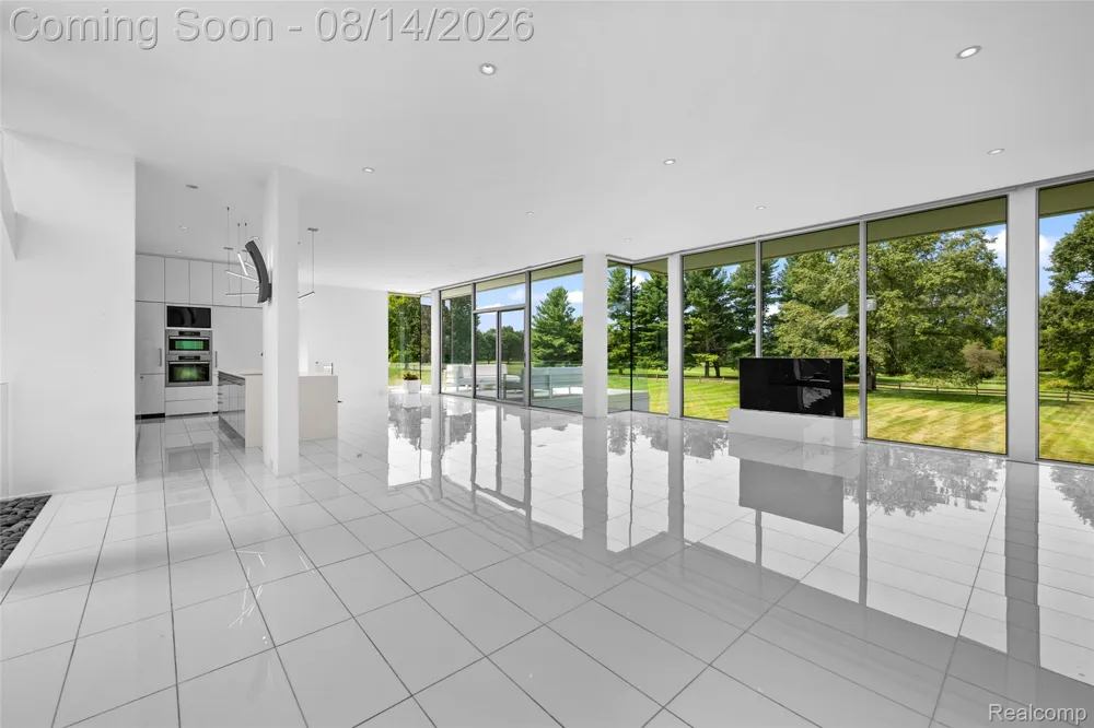 1735 Fairview Court Lodi Township, MI 48176