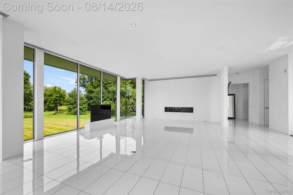 1735 Fairview Court Lodi Township, MI 48176