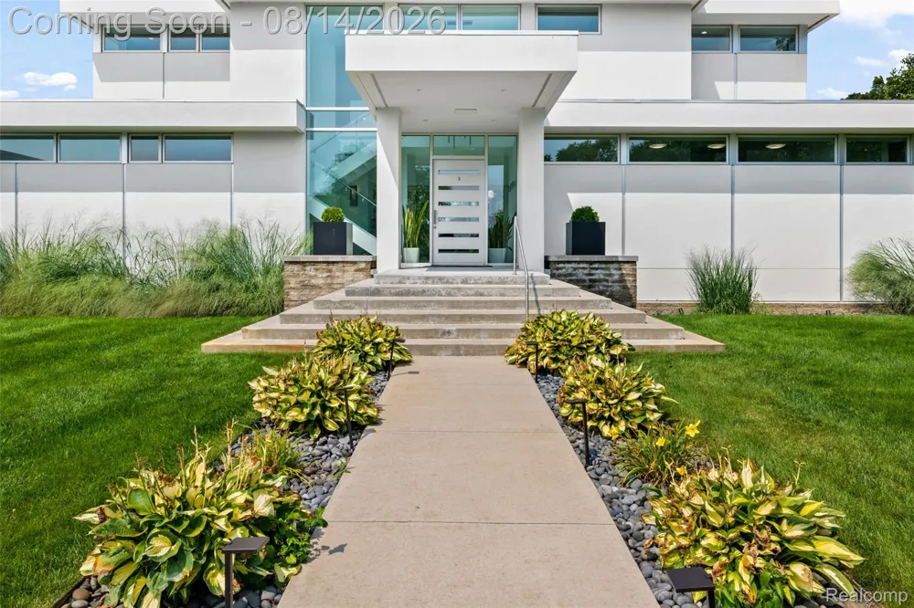 1735 Fairview Court Lodi Township, MI 48176