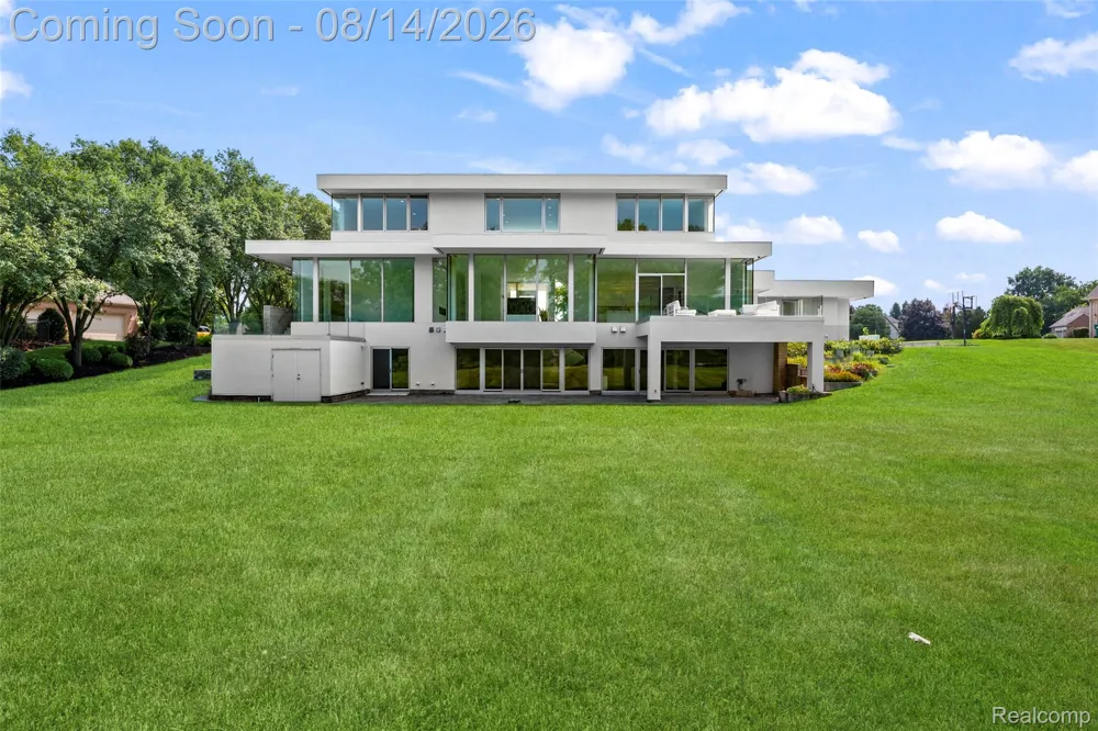 1735 Fairview Court Lodi Township, MI 48176