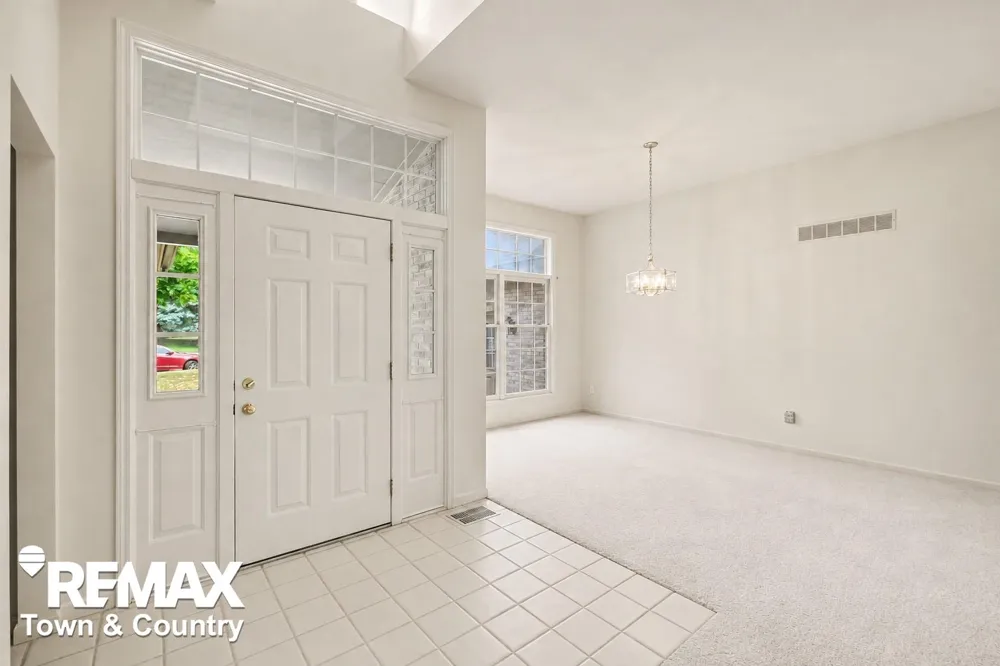 4127 Split Rail Lane Fenton Charter Township, MI 48430