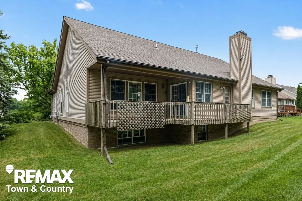 4127 Split Rail Lane Fenton Charter Township, MI 48430
