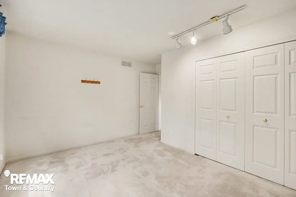4127 Split Rail Lane Fenton Charter Township, MI 48430
