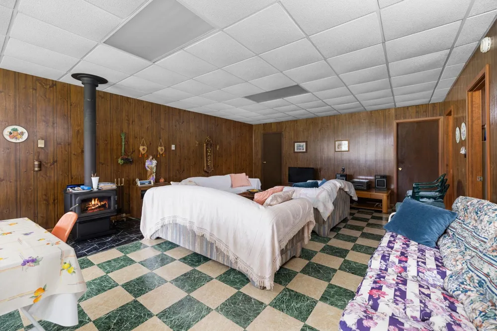 6726 S Snyder Road, SW Springfield Township, MI 49633