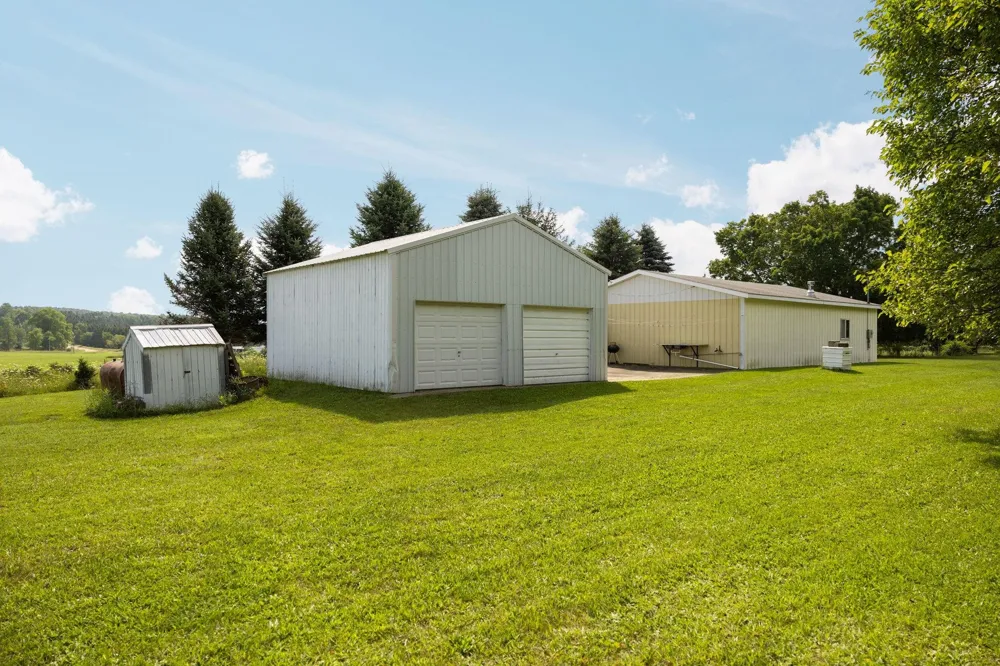 6726 S Snyder Road, SW Springfield Township, MI 49633