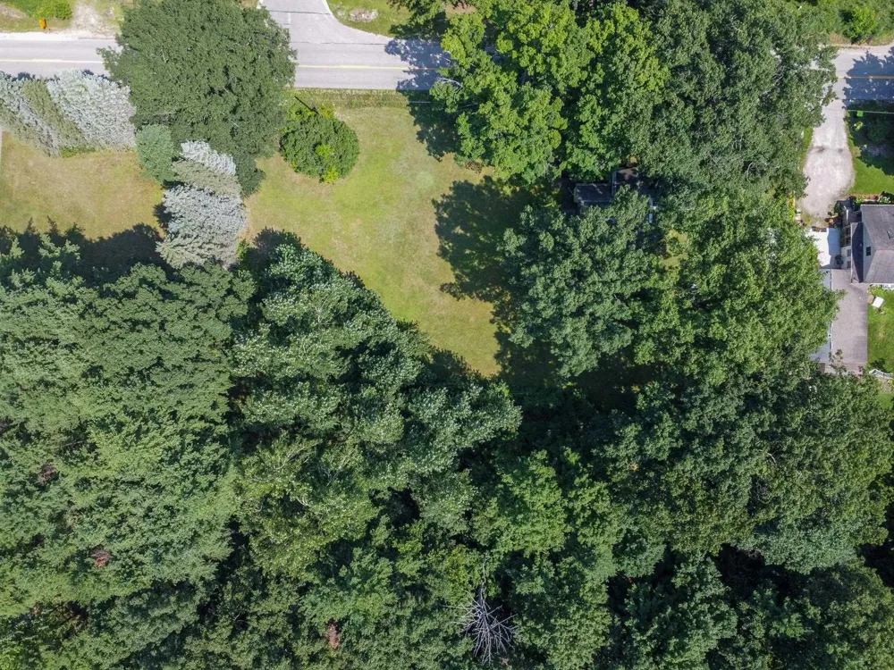 1304 S Richter Road Suttons Bay Township, MI 49682