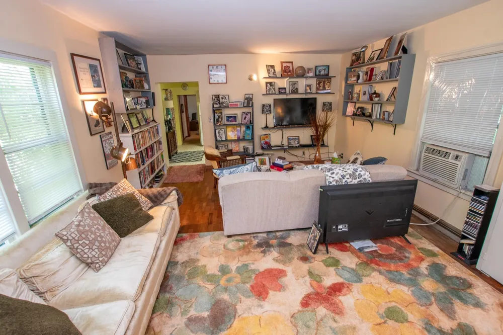 1304 S Richter Road Suttons Bay Township, MI 49682