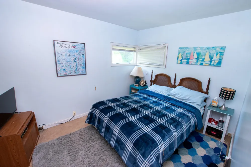 1304 S Richter Road Suttons Bay Township, MI 49682