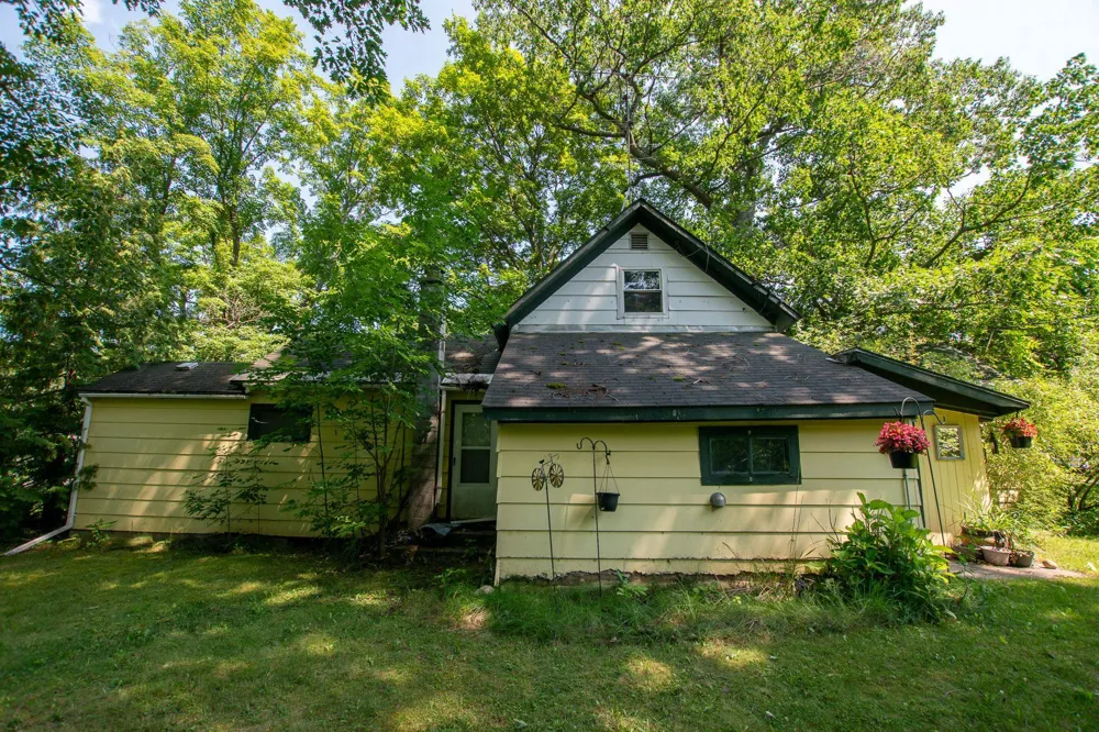 1304 S Richter Road Suttons Bay Township, MI 49682