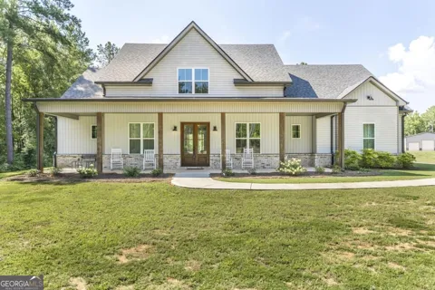 665 Edge RD