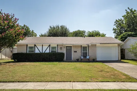 1019 Woodmere Drive