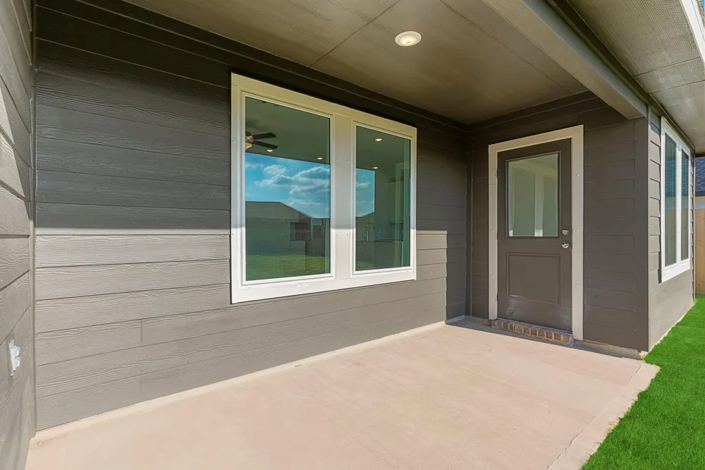 1626 Knox Hill Path Iowa Colony, TX 77583