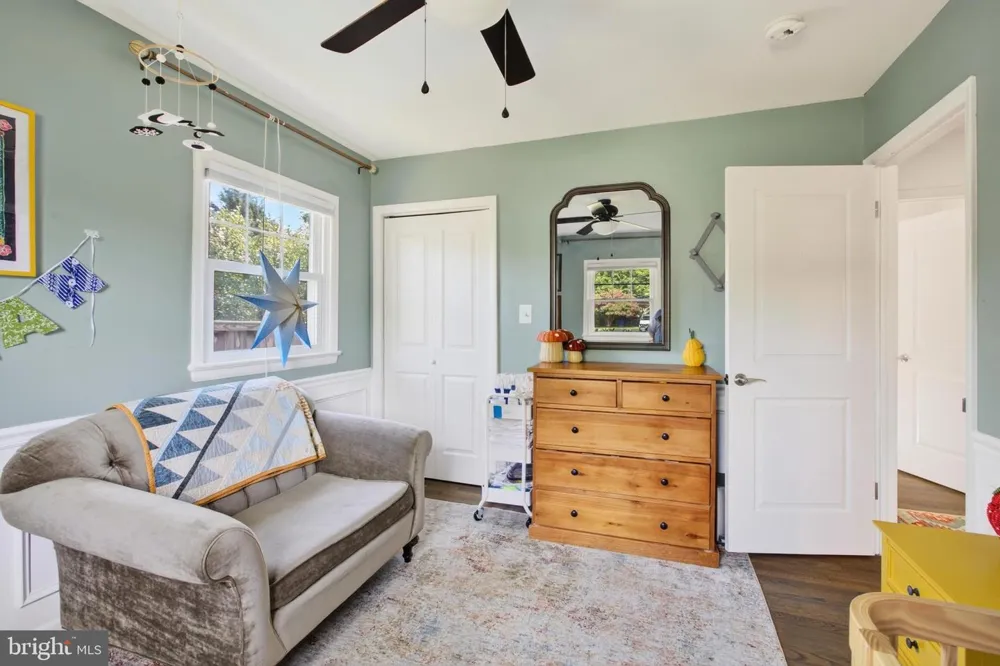 1015 WOODS PLACE Alexandria, VA 22302