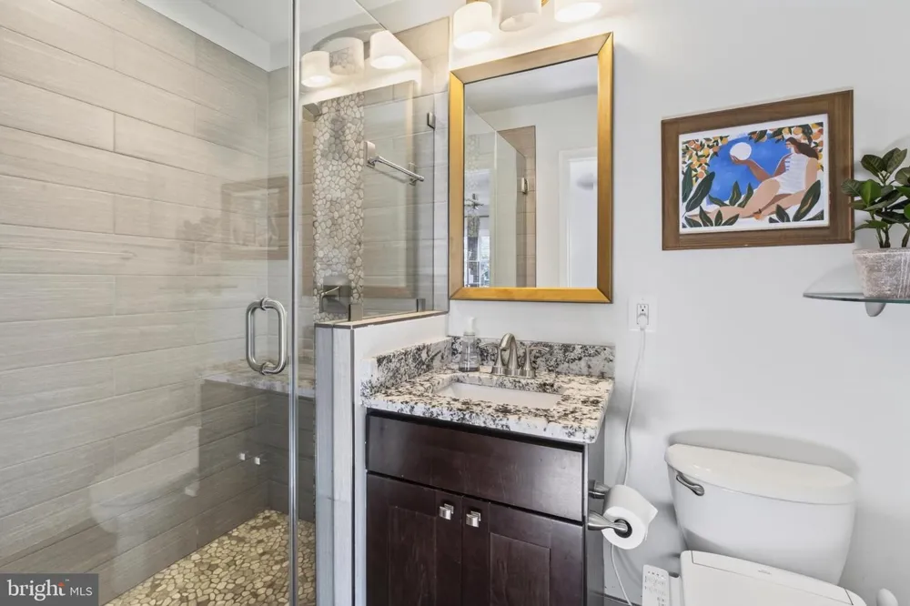 1015 WOODS PLACE Alexandria, VA 22302
