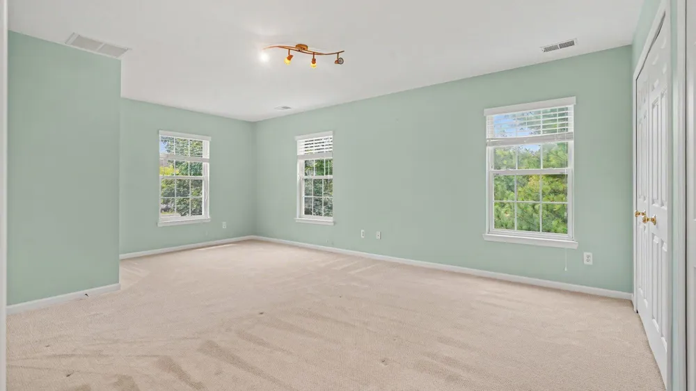 2654 S Knightsbridge Circle Ann Arbor, MI 48105