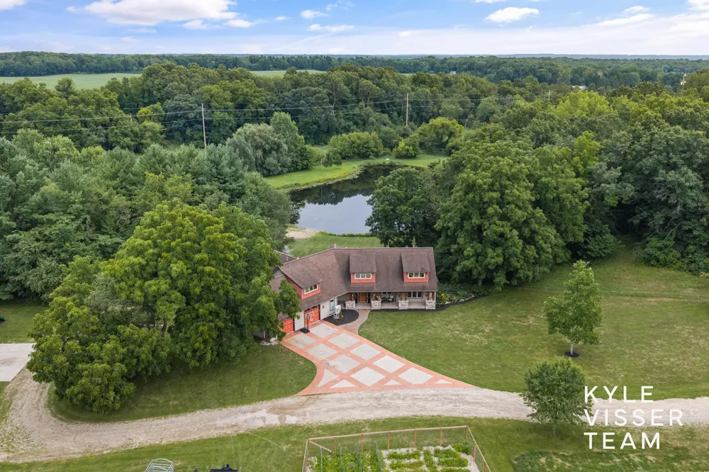 590 Talisman Drive NE Lowell, MI 49331
