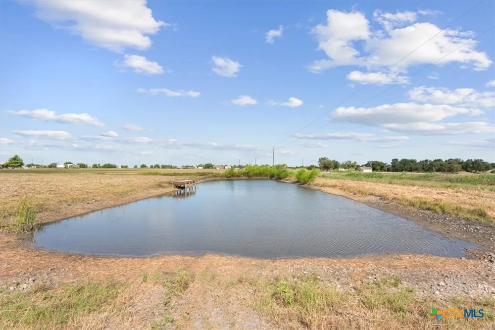 2308 Bluebonnet Drive Rogers, TX 76569