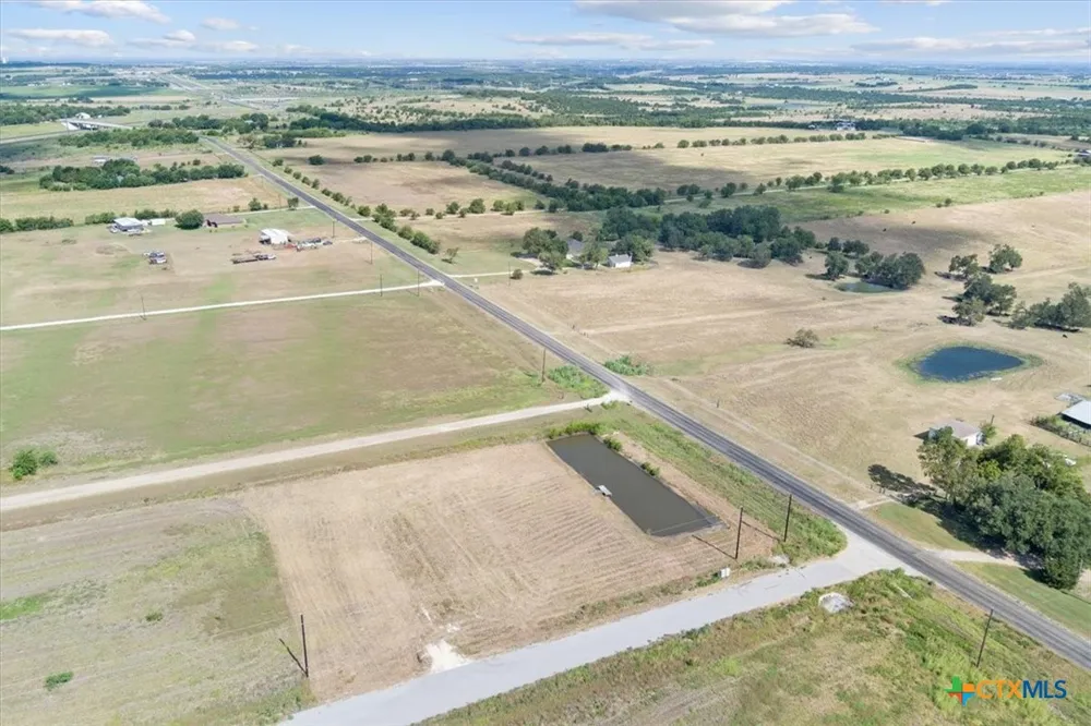 2308 Bluebonnet Drive Rogers, TX 76569