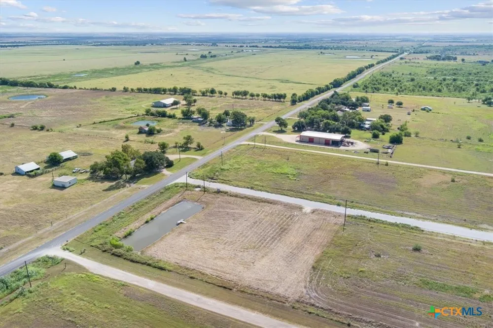 2308 Bluebonnet Drive Rogers, TX 76569