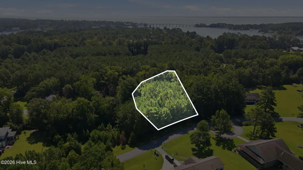 9325 Doris Drive Oriental, NC 28571