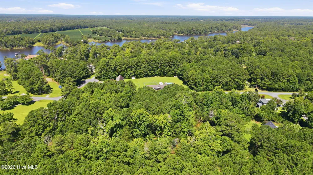 9325 Doris Drive Oriental, NC 28571
