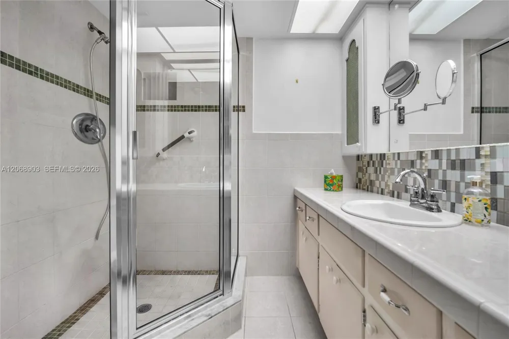 1100 SW 12th St #309 Fort Lauderdale, FL 33315