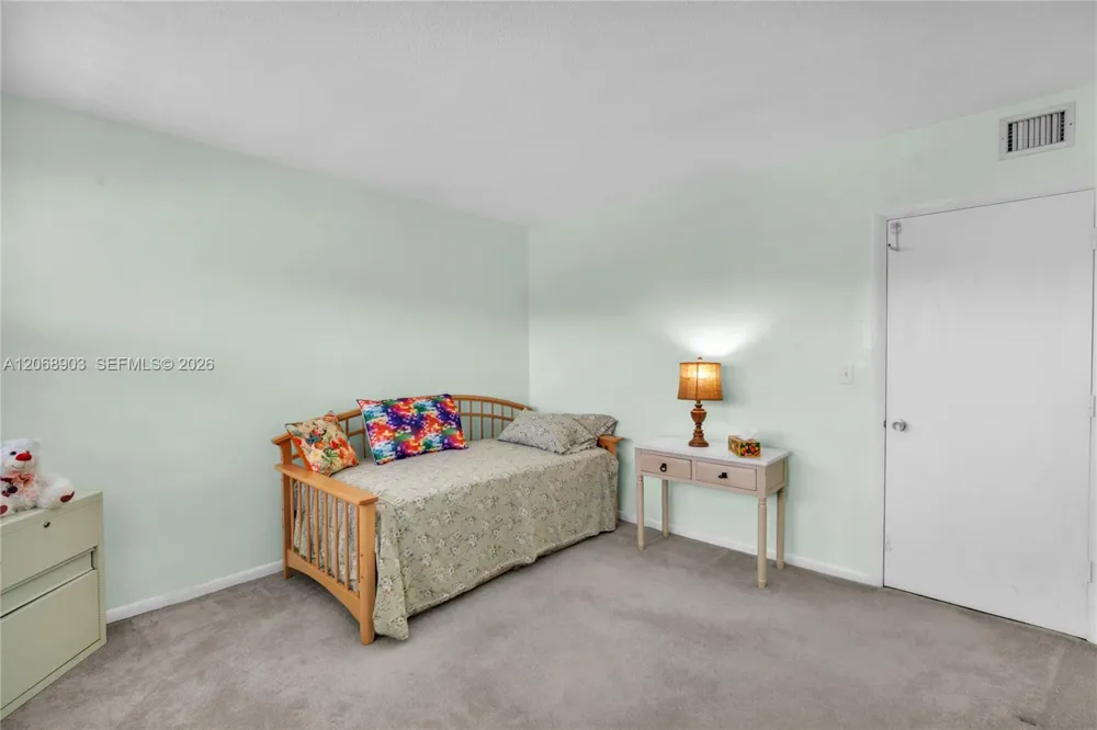 1100 SW 12th St #309 Fort Lauderdale, FL 33315