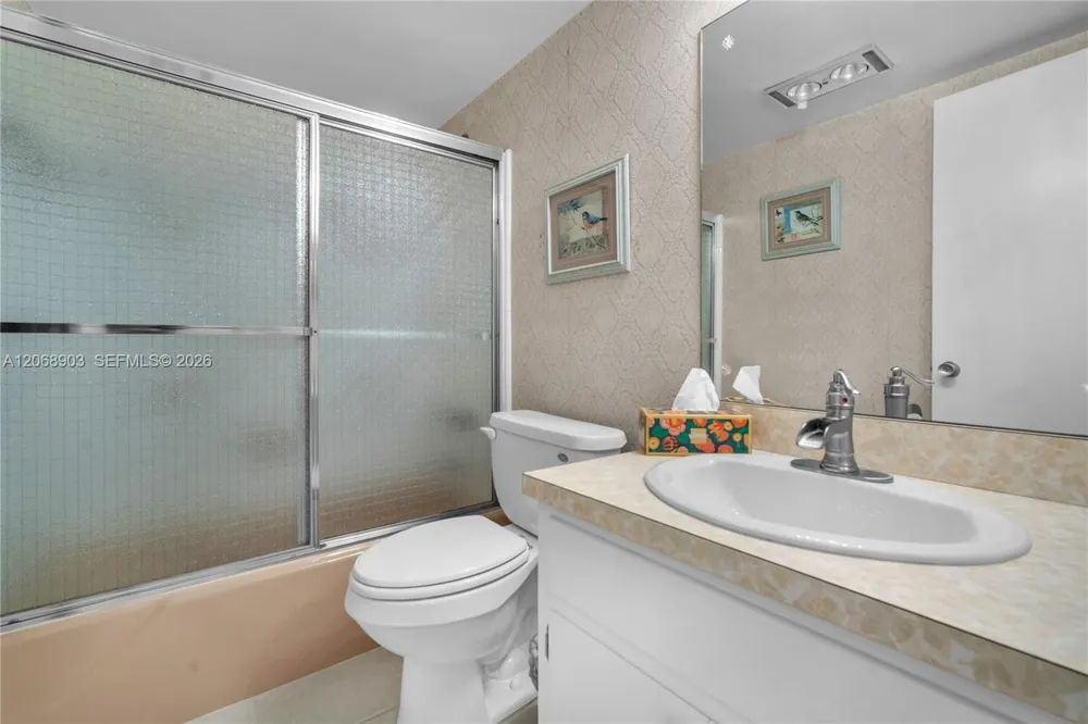 1100 SW 12th St #309 Fort Lauderdale, FL 33315