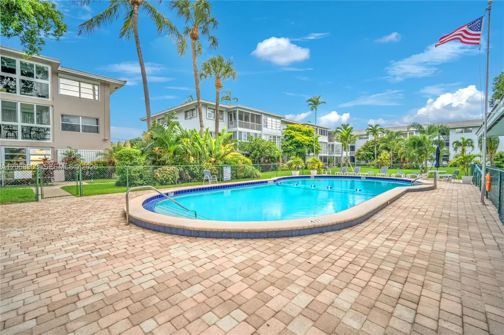 1100 SW 12th St #309 Fort Lauderdale, FL 33315