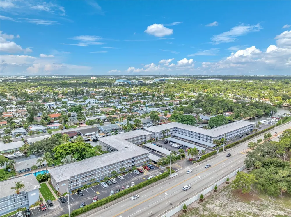 1100 SW 12th St #309 Fort Lauderdale, FL 33315