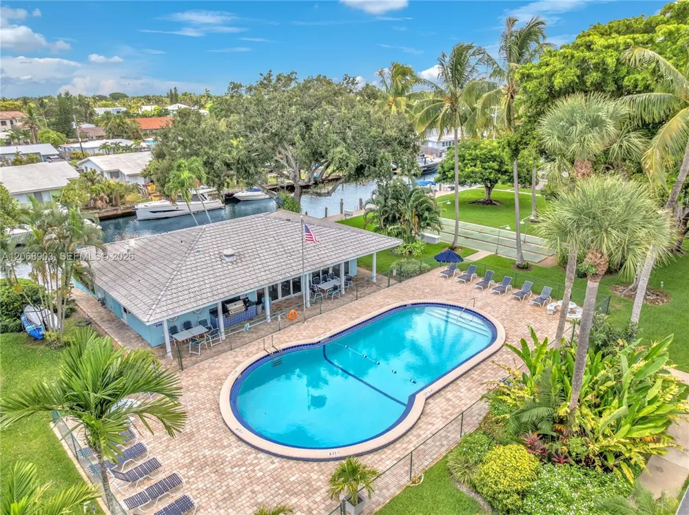 1100 SW 12th St #309 Fort Lauderdale, FL 33315