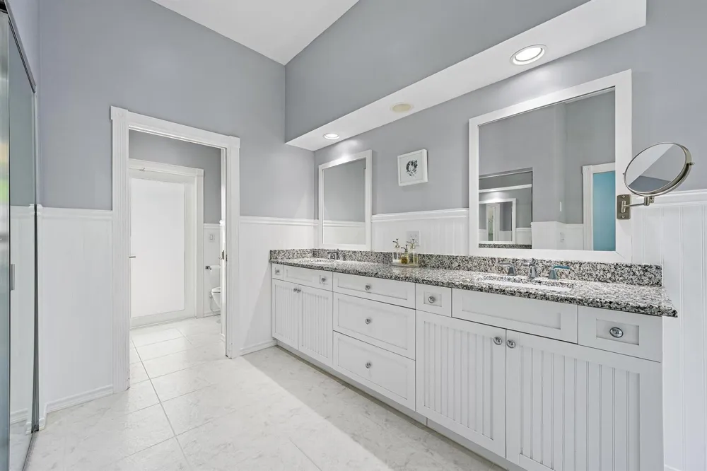 18504 SE Heritage Oaks Lane Jupiter, FL 33469