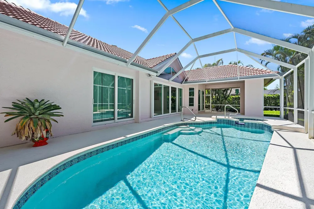 18504 SE Heritage Oaks Lane Jupiter, FL 33469