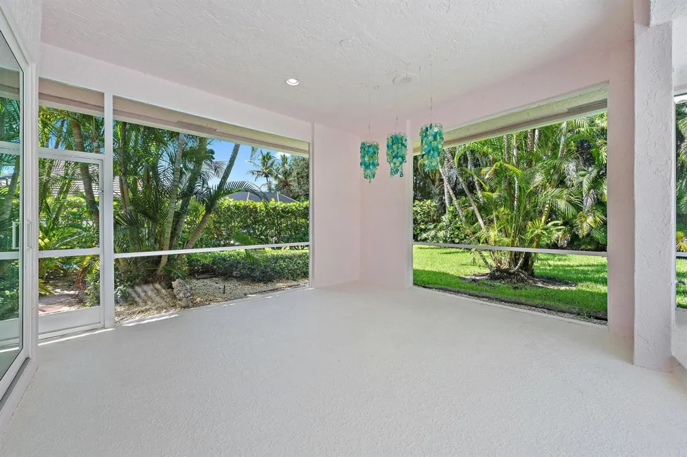 18504 SE Heritage Oaks Lane Jupiter, FL 33469