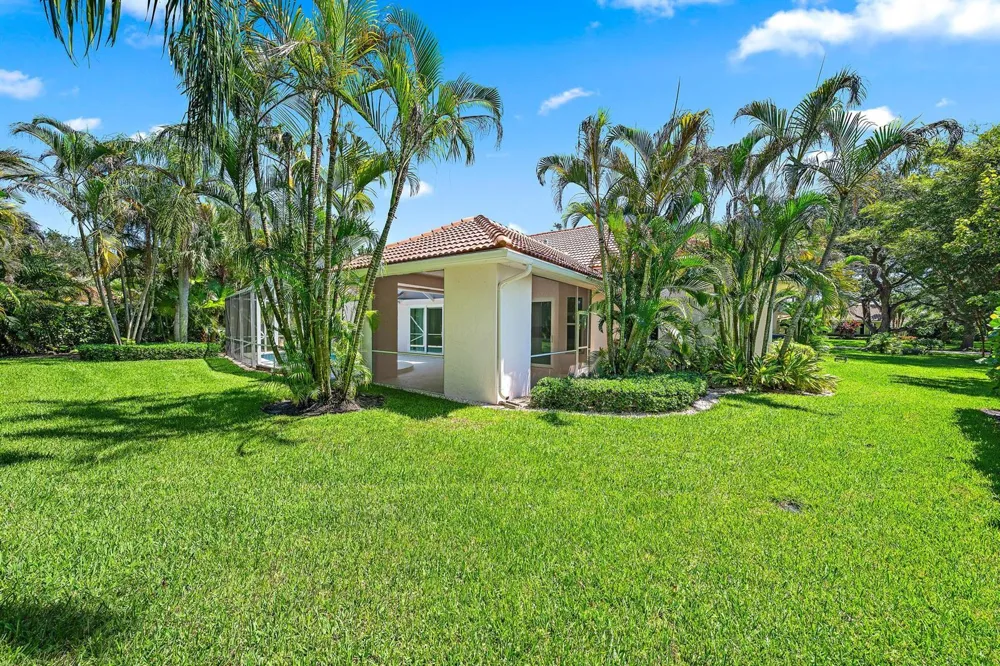 18504 SE Heritage Oaks Lane Jupiter, FL 33469
