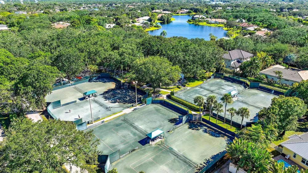 18504 SE Heritage Oaks Lane Jupiter, FL 33469